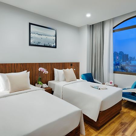 Happy Life Grand Hotel & Rooftop Skybar Πόλη Χο Τσι Μινχ Εξωτερικό φωτογραφία