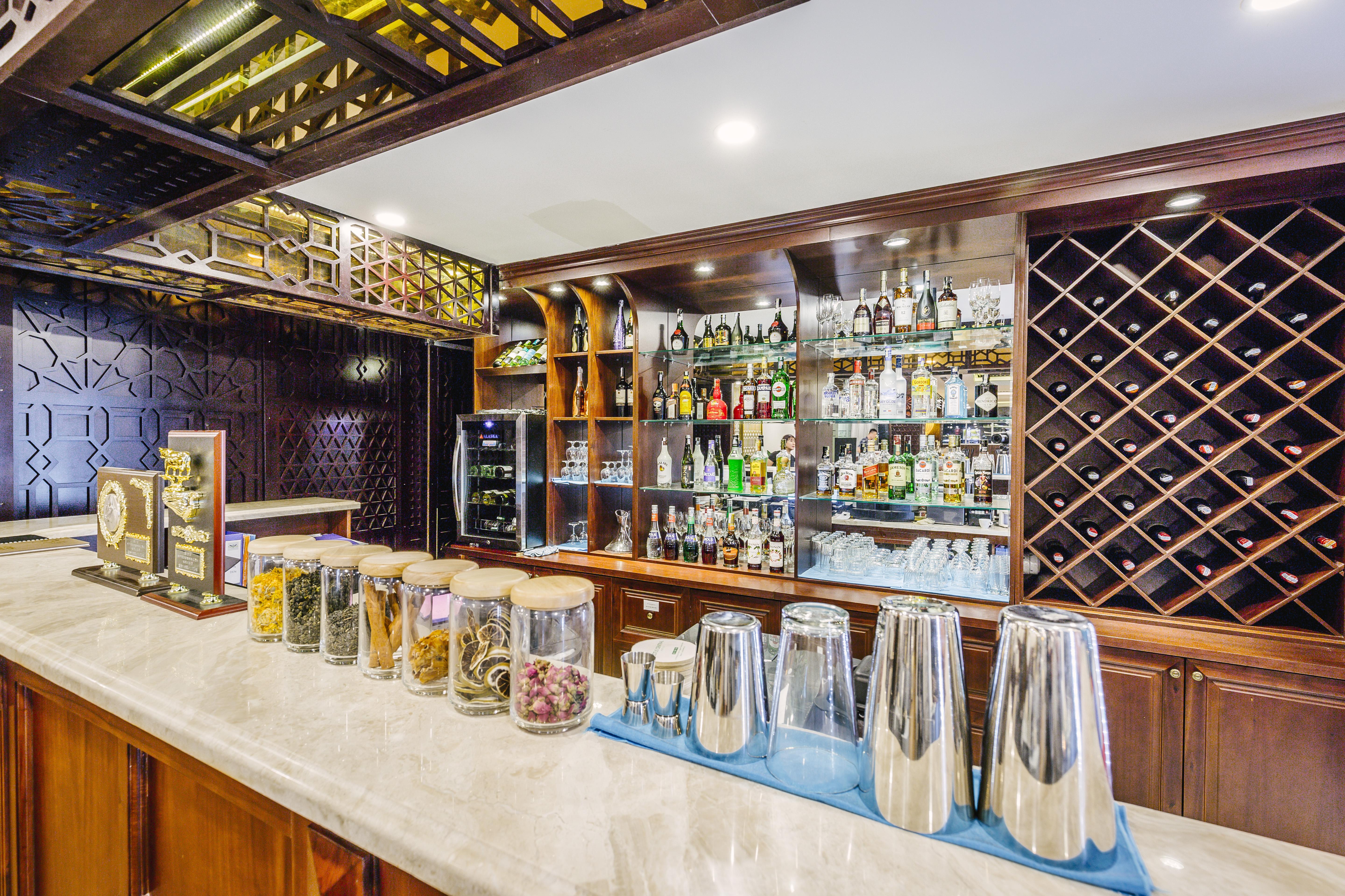 Happy Life Grand Hotel & Rooftop Skybar Πόλη Χο Τσι Μινχ Εξωτερικό φωτογραφία